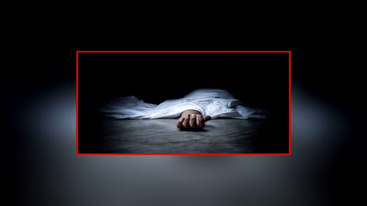 IIT Engineer Found Dead In Flat: बंद फ्लैट के अंदर इस हाल में मिले 45 वर्षीय IIT इंजिनियर, पड़ोसियों ने बुलाई पुलिस, जांच में हुआ बड़ा खुलासा
