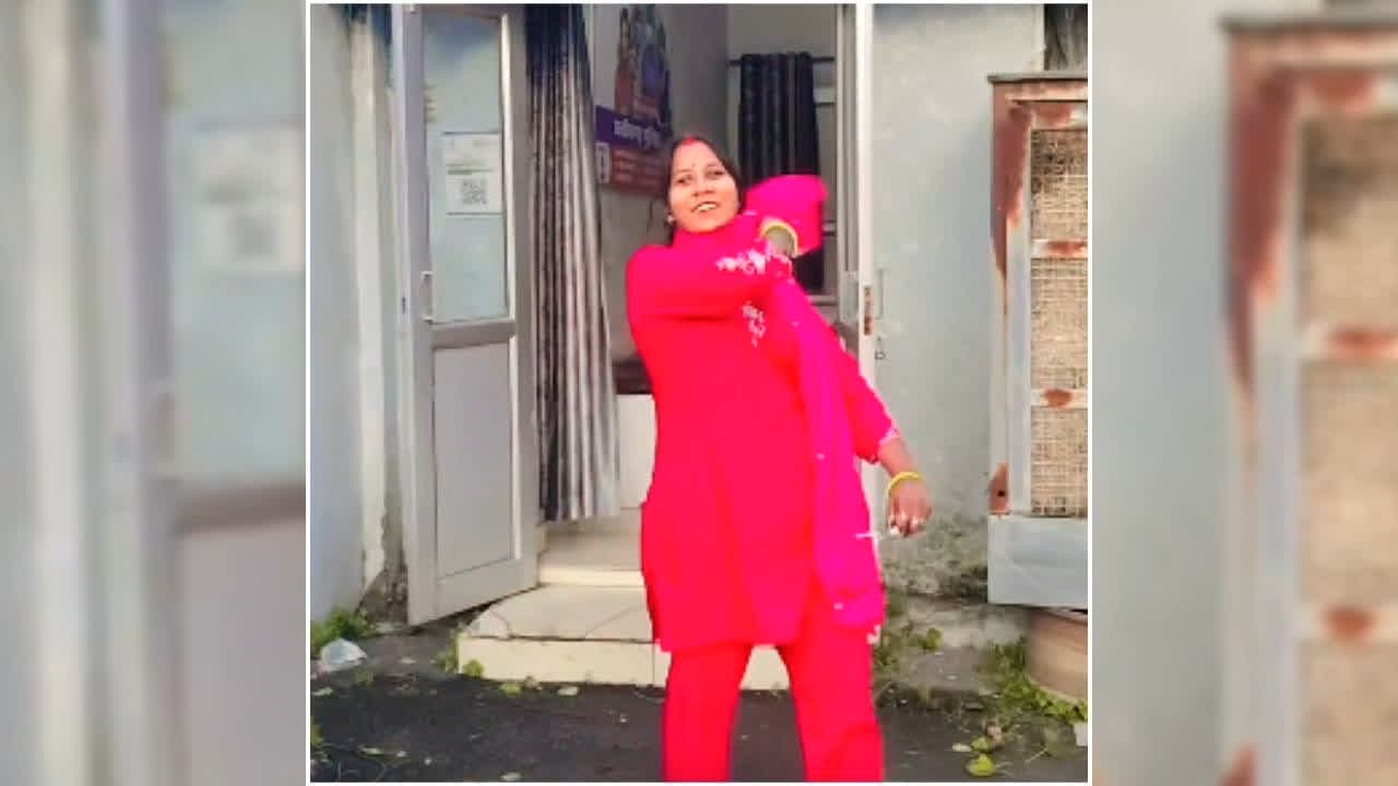 Korba Thana Reel Viral Reel:, थाने में महिला ने भोजपुरी गाने पर बनाई रील, वायरल होते ही पुलिस ने लिया एक्शन, बोली- ‘आज के बाद वीडियो नहीं बनाऊंगी’
