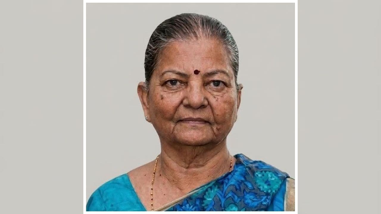 Satyavati Mishra passes away: भाजपा के वरिष्ठ नेता और पूर्व राज्यपाल की पत्नी का निधन, इलाज के दौरान अस्पताल में ली अंतिम सांस, रक्षा मंत्री राजनाथ सिंह ने जताया शोक