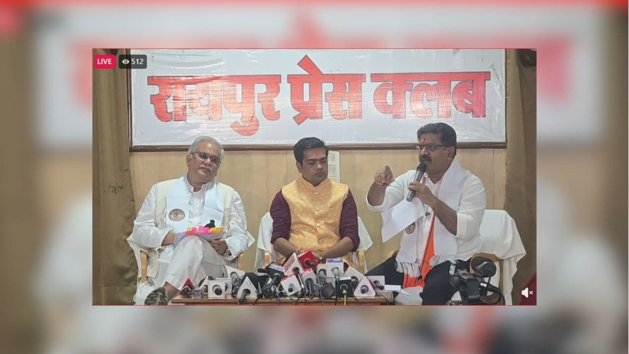 Vijay Sharma vs Bhupesh Baghel LIVE: ‘पहली कैबिनेट में 18 लाख आवास किए स्वीकृत’, विजय शर्मा ने गिनाए PM आवास के आंकड़े, देखें लाइव