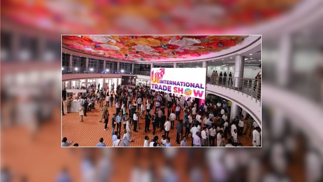 UPITS 2026: UP के देसी स्वाद का बढ़ा कारोबार, 75 जिलों के खास व्यंजनों ने खींचा कारोबारियों का ध्यान, अब ग्लोबल मार्केट में बनेगी UP की पहचान