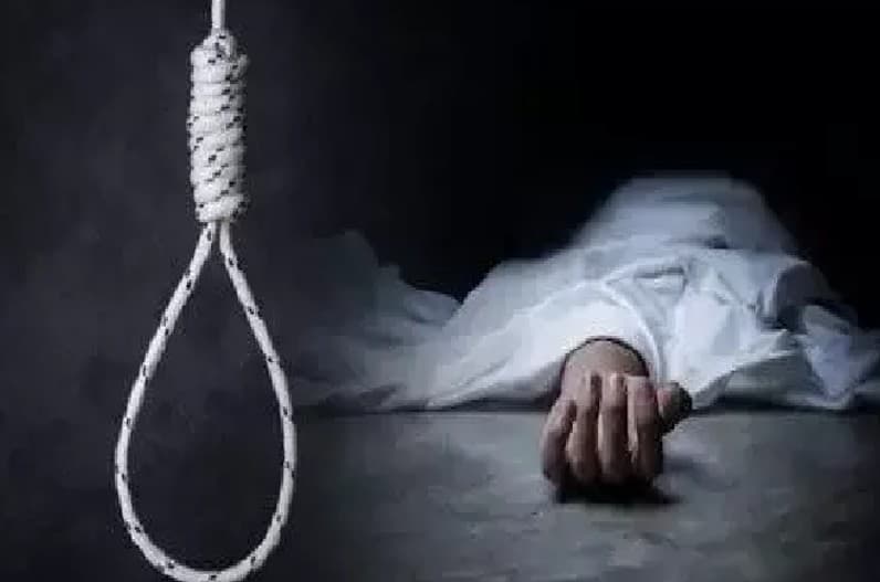 UP Crime News : दिव्यांग बेटी को जहर देकर पिता ने की आत्महत्या, चंद मिनटों में तबाह हो गया हंसता-खेलता परिवार