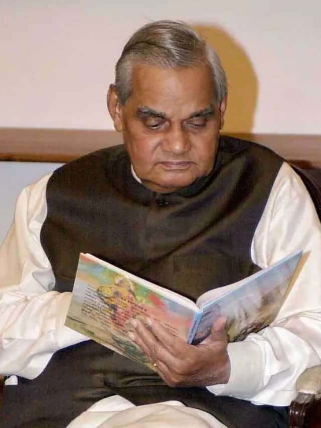 भारतीय राजनीति के ‘भीष्म पितामाह’ की कुछ रोचक बातें