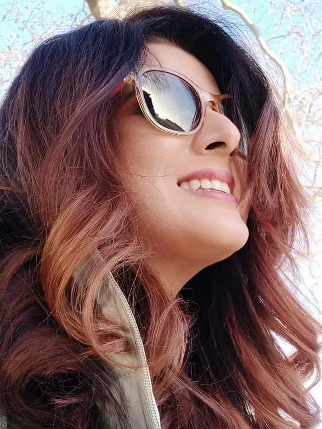 Bhojpuri Actress Smriti Sinha: पवन सिंह से शादी और अफेयर को लेकर खूब रही चर्चा, भोजपुरी सिनेमा में बजता है इनका डंका