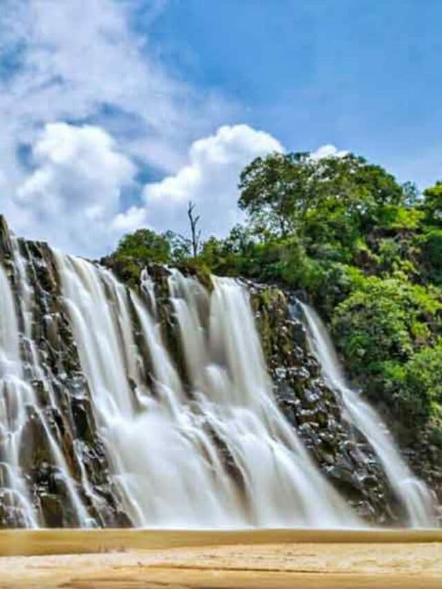 छत्तीसगढ़ में घने जंगलों के बीच छिपा है यह जलप्रपात