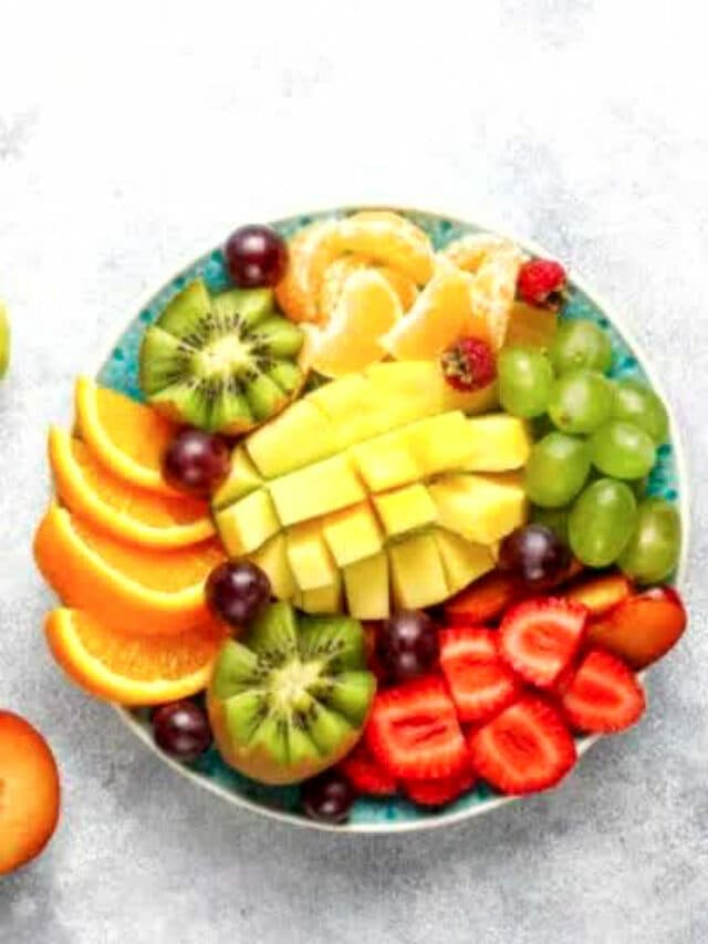 Winter Special Fruits: ठंड के मौसम में जरूर करें इन फलों का सेवन