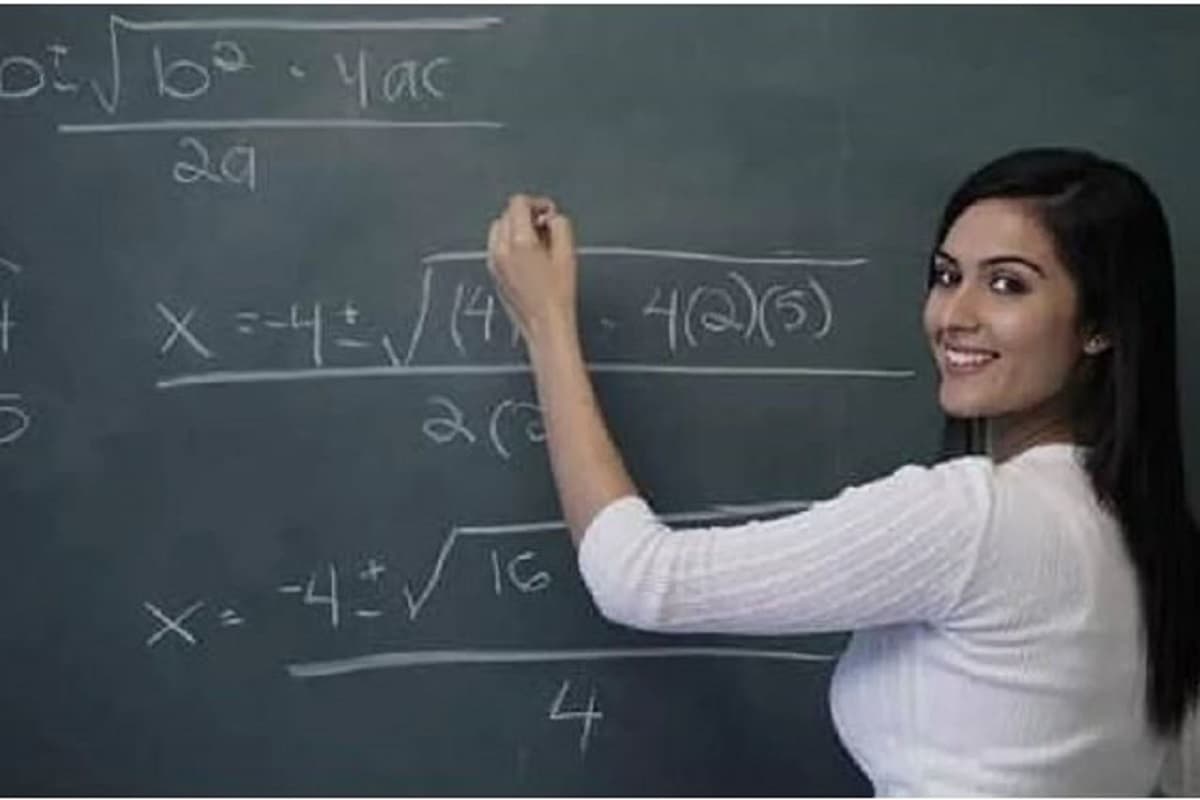 Assistant Professor Vacancy 2025: हजारों पदों पर निकली असिस्टेंट प्रोफेसर की भर्ती, आखिरी तारीख से पहले करें आवेदन, जानें कैसे होगा चयन