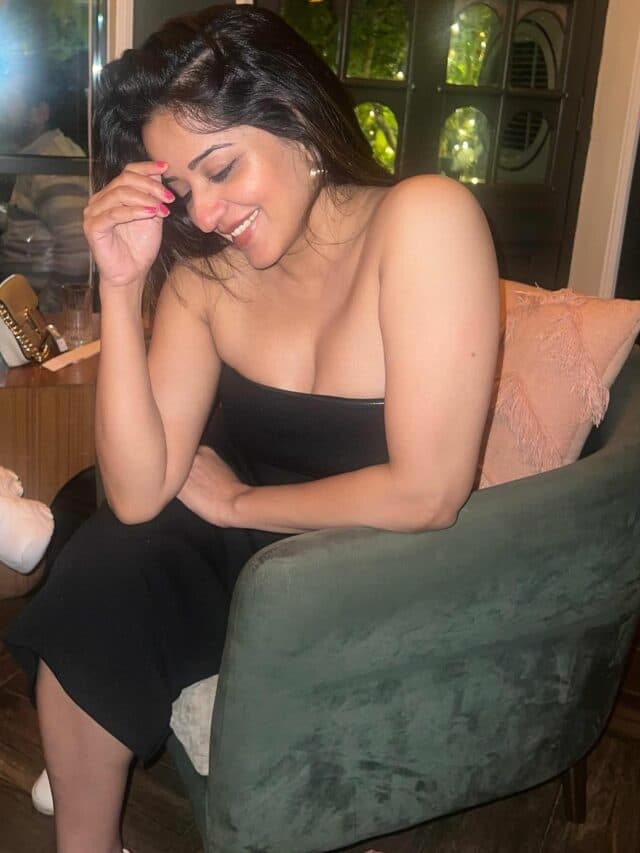 Monalisa Hot Photos: भोजपुरी अदाकारा ने स्टनिंग तस्वीरें शेयर कर फैंस को बनाया दीवाना