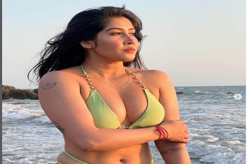 watch online hindi Sexy Video in HD