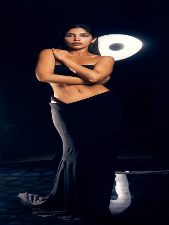 Bhumi Pednekar Hot Pics: भूमि पेडनेकर ब्लैक आउटफिट में फ्लॉन्ट किए कर्व्स, देखें बोल्ड तस्वीरें