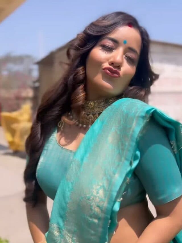 Monalisa Saree Look: साड़ी में बवाल बनकर निकलीं मोनालिसा, फैंस ने कर दिए ऐसे कमेंट्स…