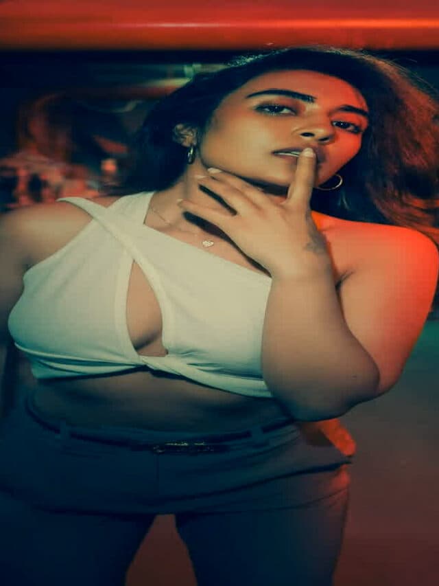 Jinal Joshi Sexy photo : मराठी एक्ट्रेस जिनल जोशी ने फिर दिखाया बोल्ड अवतार, एक क्लिक में देखें सेक्सी तस्वीरें