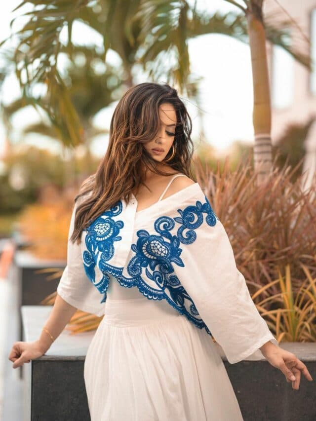 Shweta Tiwari New Look: श्वेता तिवारी ने ऑल व्हाइट लुक में लूटी लाइमलाइट, देखें अमेजिंग तस्वीरें