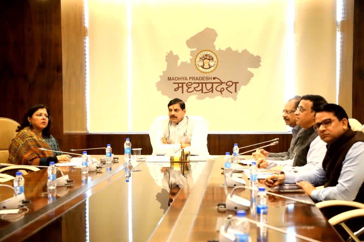 Mohan Cabinet ke Faisle Today: धान खरीदी शुरू होने से पहले कैबिनेट बैठक में इन अहम फैसलों पर लगी मुहर, कैबिनेट मंत्री ने दी जानकारी
