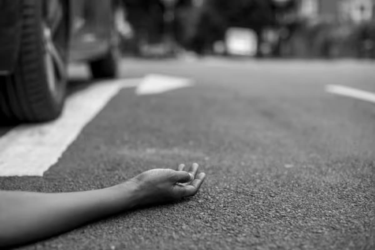 Sidhi Accident News : भीषण सड़क हादसा.. ट्रक ने बाइक को मारी जोरदार टक्कर, 3 लोगों की थम गईं सांसें