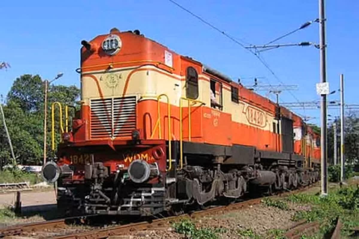 Special Train For Dussehra-Diwali: दशहरा-दिवाली पर घर जाने वाले यात्रियों की मौज, चलेंगी ये स्पेशल एक्सप्रेस ट्रेनें, देखें शेड्यूल