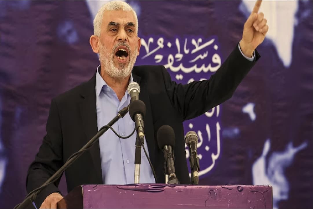Hamas Leader Yahya Sinwar : आतंकवादी समूह को लगा बड़ा झटका.. मारा गया हमास के हमले का मास्टरमाइंड याह्या सिनवार, इजरायल की सेना ने बनाया निशाना