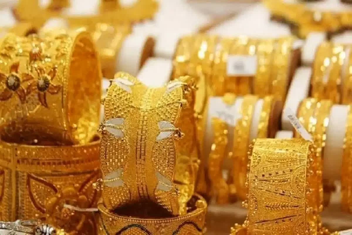 Gold-Silver Price: दिवाली से पहले सोने-चांदी के कीमतों में आया जबरदस्त उछाल, एक ही बार में बढ़े इतने रुपए, जानें क्या है ताजा दाम