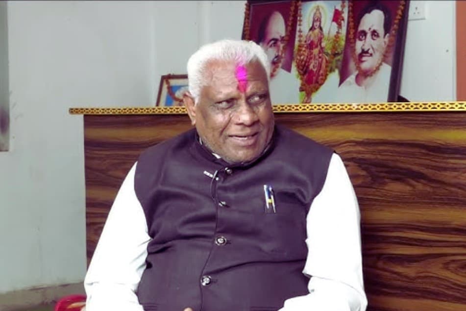 Punnulal Mohle Injured: मुंगेली के BJP विधायक पुन्नूलाल मोहले हादसे का शिकार.. हाथ-पैर और सीने में लगी चोट, अस्पताल में इलाज जारी