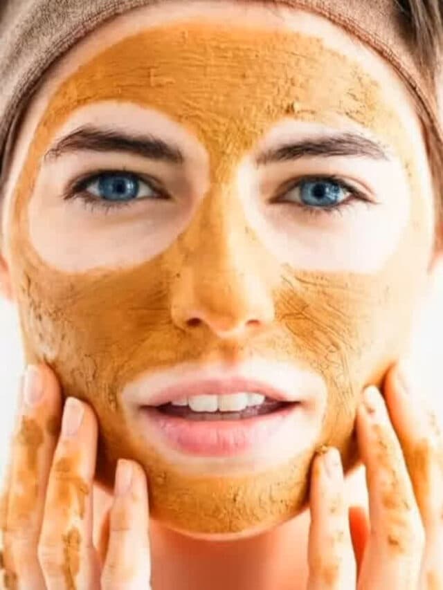 Multani Mitti Ke Nuksan: चेहरे पर आप भी लगा रहे मुल्तानी मिट्टी तो हो जाएं सावधान! हो सकते हैं ये नुकसान
