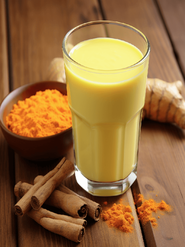 TURMERIC MILK HEALTH BENEFITS : इसमें एंटीऑक्सिडेंट होते हैं और यह कई स्वास्थ्य लाभ प्रदान कर सकता है,जाने इनके बारे में