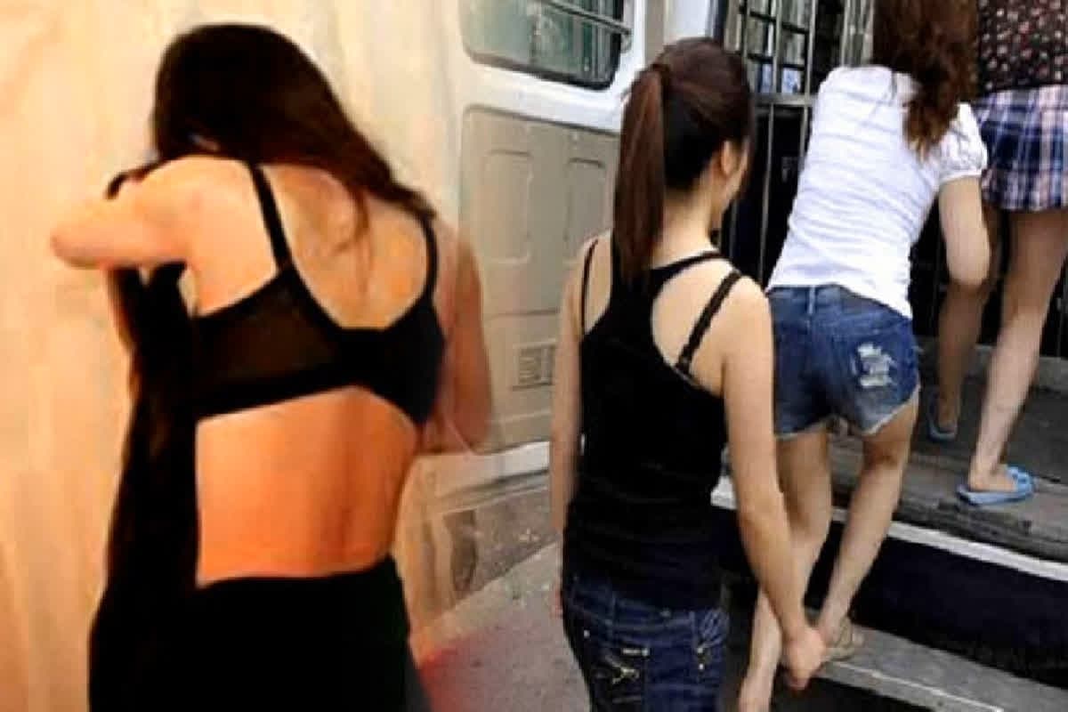 Sex Racket Busted: रहवासी इलाके में चल रहा था जिस्मफरोशी का गोरखधंधा, मौके से मिले कई आपत्तिजनक सामान, 3 महिला समेत 5 लोग गिरफ्तार