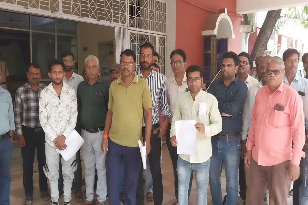 Harda News: दिवाली से पहले नगर पालिका के सरकारी कर्मचारियों पर गिरी गाज, सीएमओ ने वेतन में की कटौती, जानें क्यों लिया ये फैसला