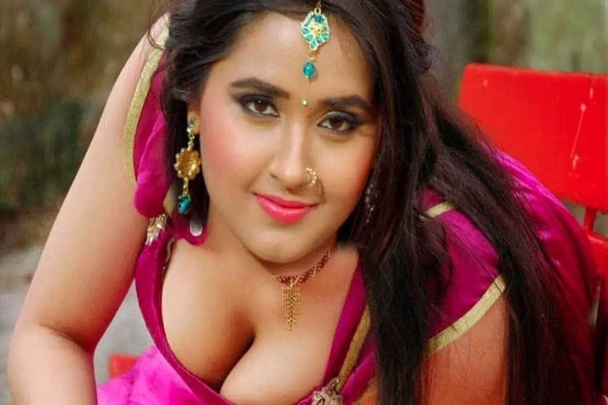 Sexy Video: काजल राघवानी ने बिखेरा अपने हुस्न का जलवा, वीडियो देख आपको भी नहीं होगा यकीन
