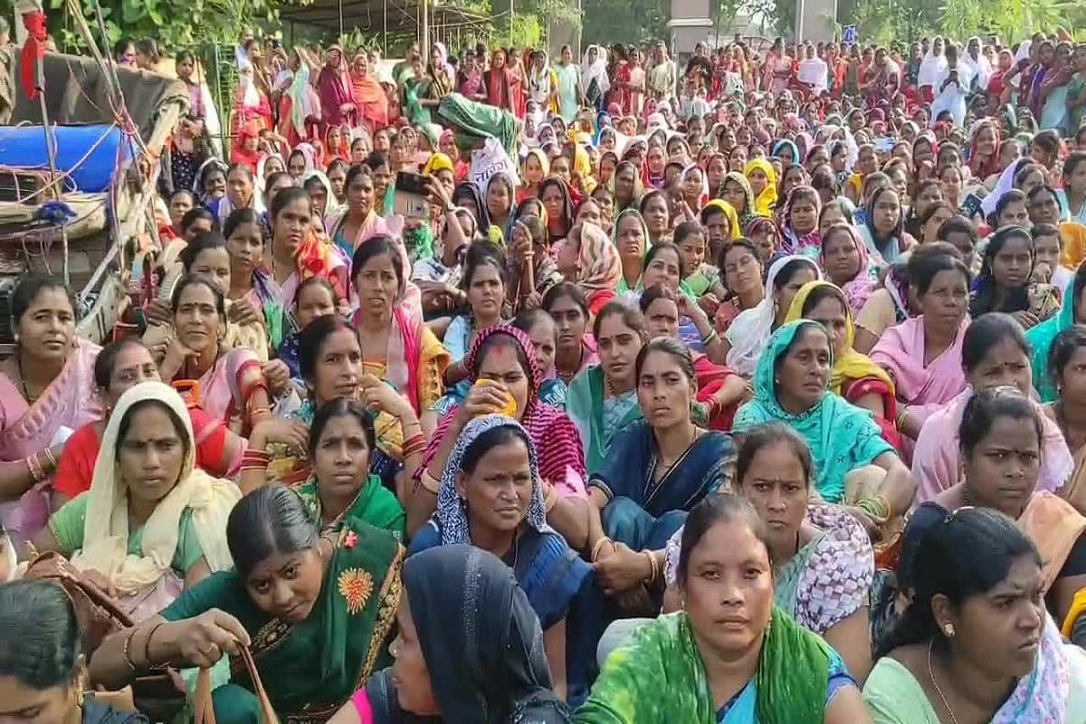 Anganwadi Workers Regularization: आंगनबाड़ी कार्यकर्ताओं का होगा नियमितीकरण? 8 सूत्रीय मांगों को लेकर फिर शुरू हुआ आंदोलन