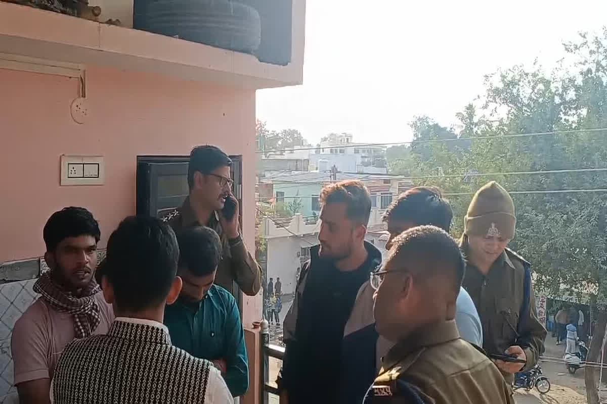 Chhatarpur Murder: प्रेमी से मिलने आई युवती की हत्या, युवक ने सिर पर गोली मारकर उतारा मौत के घाट, मचा हड़कंप