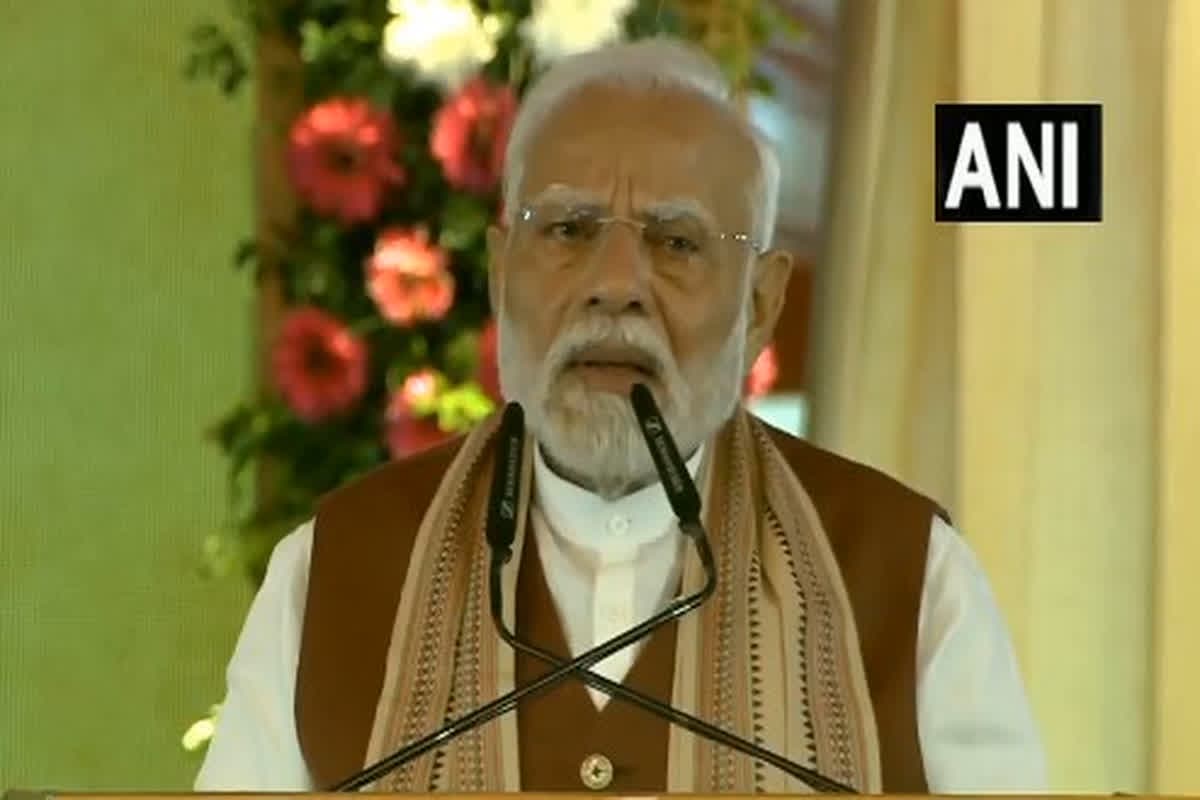 Today News and LIVE Update 29 November : ‘देश को गलत दिशा पर ले जाने के लिए उन्होंने लोगों को गुमराह करना शुरू कर दिया है’-पीएम मोदी