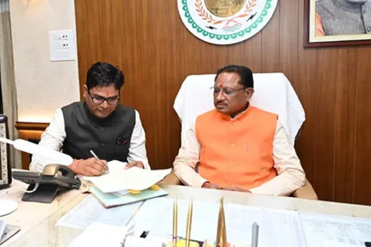 Government’s Gift To Farmers : किसानों को मिली बड़ी सौगात, बैंक खाते में सरकार ने भेजे 52 हजार करोड़ रुपए, वित्त मंत्री ने दी जानकारी