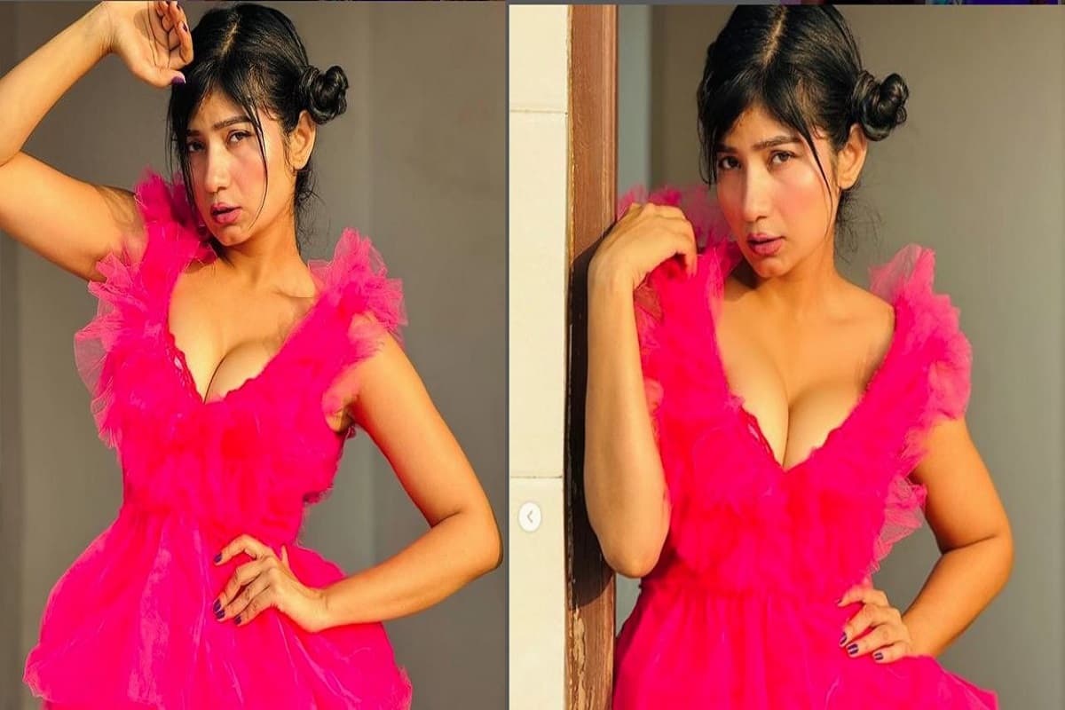 Desi girl hot sexy video: देसी गर्ल का सेक्सी वीडियो वायरल, बंद कमरे में कर रही थी ऐसा काम