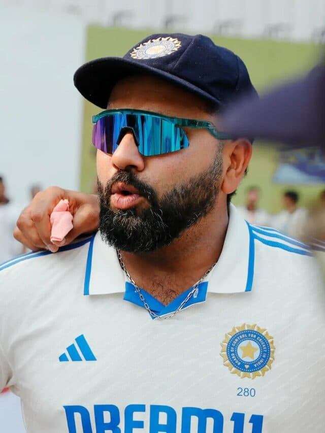 IND vs AUS : जीत के करीब पहुंचते ही ड्रेसिंग रूम पहुंच गए रोहित शर्मा
