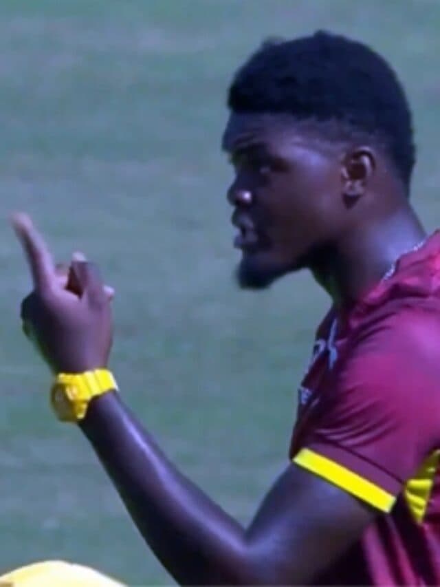 WI vs Eng ; लाइव क्रिकेट मैच के दौरान कप्तान से झगड़ा कर मैदान से बाहर निकला ये खूंखार खिलाडी