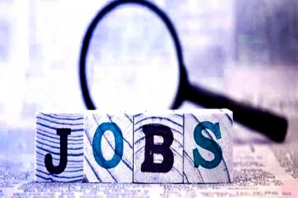 Assistant Professor Recruitment: असिस्टेंट प्रोफेसर के पदों पर निकली बंपर भर्ती, मिलेगी इतनी सैलरी, जल्द करें आवेदन