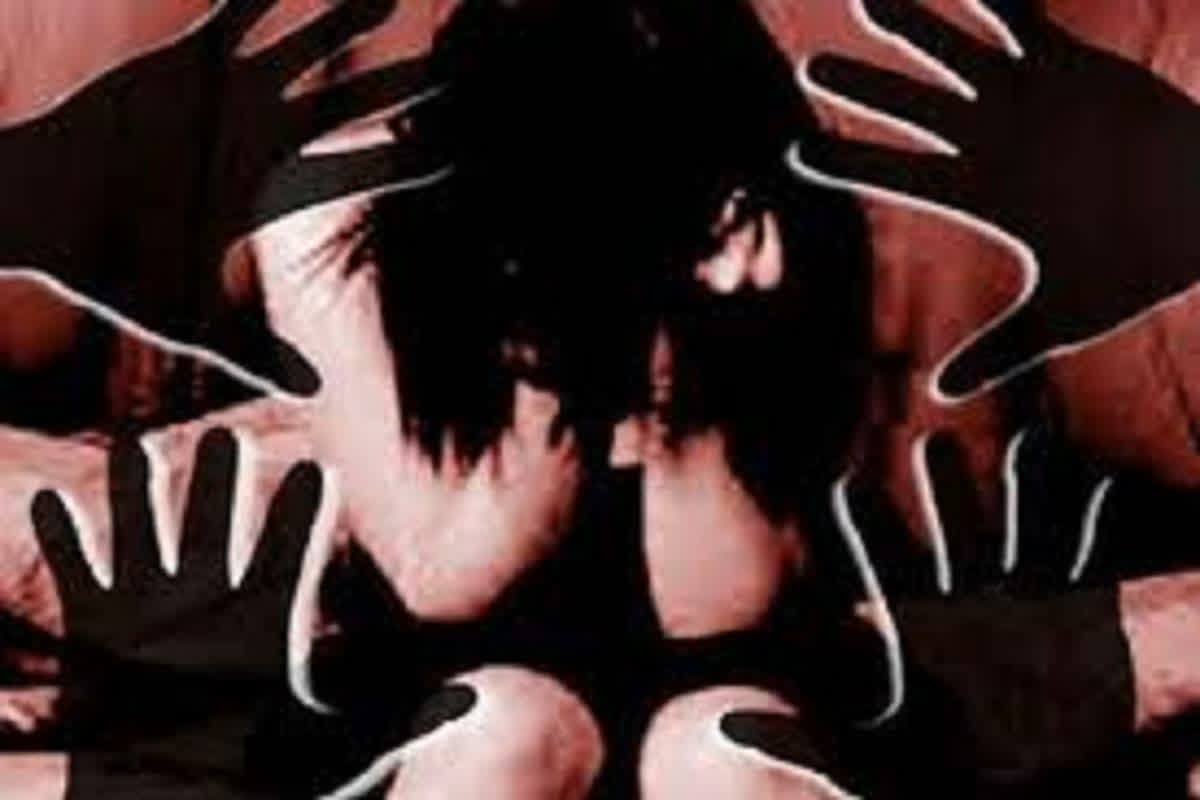 Gang Rape In Khargone: दरिंदगी की हदें पार… बॉयफ्रेंड के सामने ही दरिंदो ने लूट ली लड़की की आबरू, इलाके में फैली सनसनी