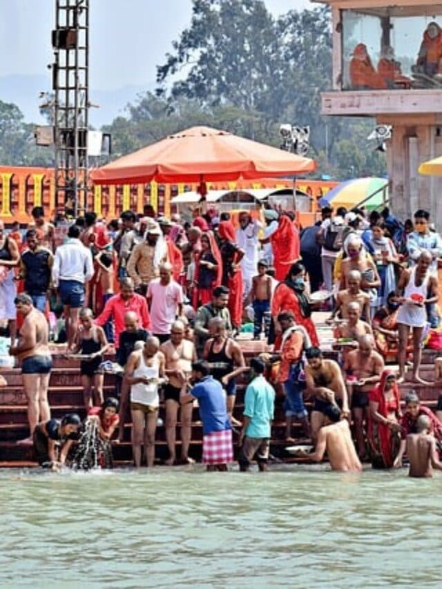 Prayagraj Maha Kumbh Snan: क्या है कुंभ के दौरान संगम पर स्नान करने का महत्व? जानें