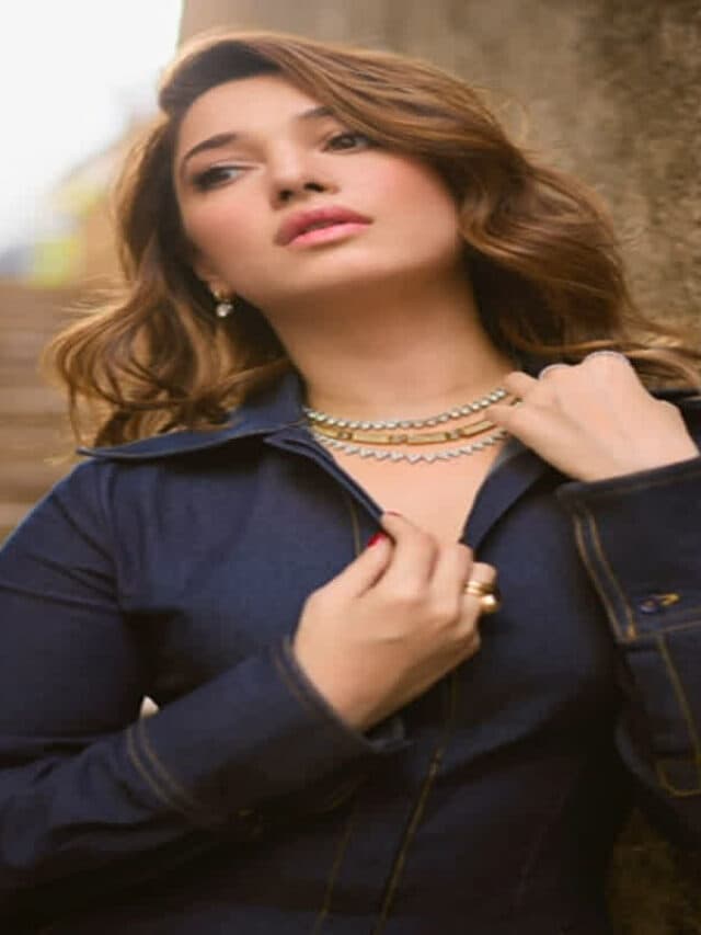 Tamannaah Bhatia Hot Pic: तमन्ना भाटिया का ये अवतार देख आप भी हो जाएंगे मदहोश, सोशल मीडिया पर वायरल हुई तस्वीरें