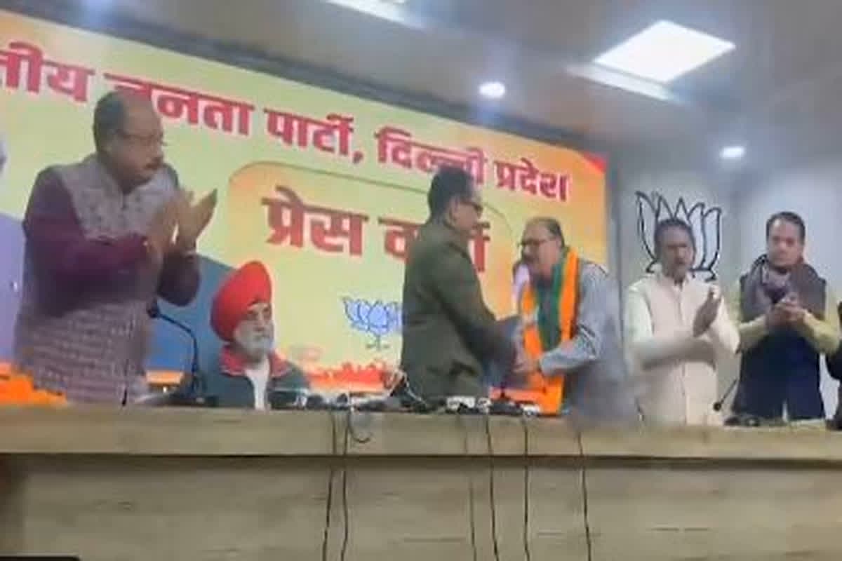 Sukhbir Singh Dalal joins BJP: आप को लगा बड़ा झटका, पूर्व विधायक ने थामा भाजपा का दामन