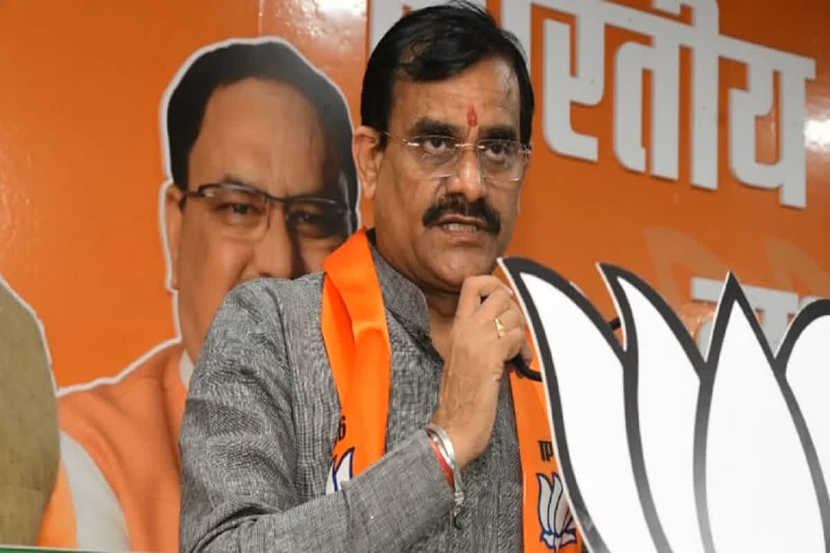Delhi Election Results 2025 : ‘वो खुद आपदा में चले गए..’ दिल्ली में AAP की हार पर वीडी शर्मा का बड़ा बयान, जानें क्या कहा ऐसा