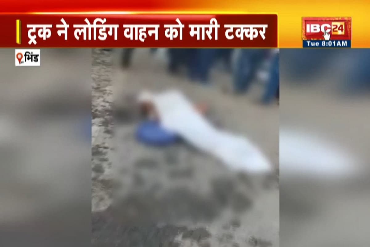 Bhind Road Accident