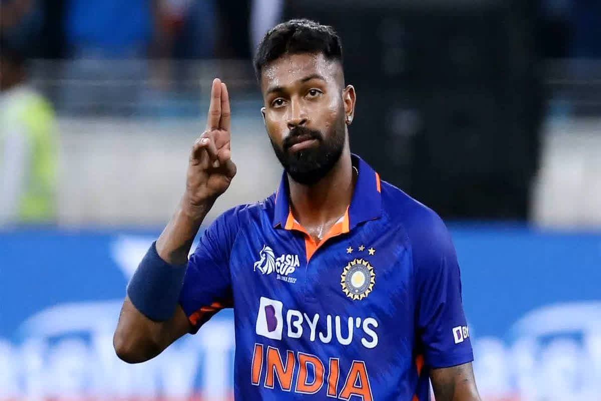 IPL 2025: गुजरात से हार के बाद हार्दिक पंड्या को एक और झटका, लग गया इतने लाख रुपए का जुर्माना, जानें क्या थी गलती
