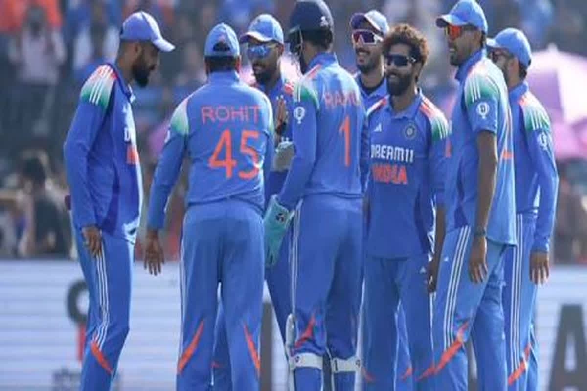 Team India for Champions Trophy: चैंपियंस ट्रॉफी के लिए टीम इंडिया का ऐलान, रोहित संभालेंगे कमान, किन खिलाड़ियों को मिली जगह जानें यहां