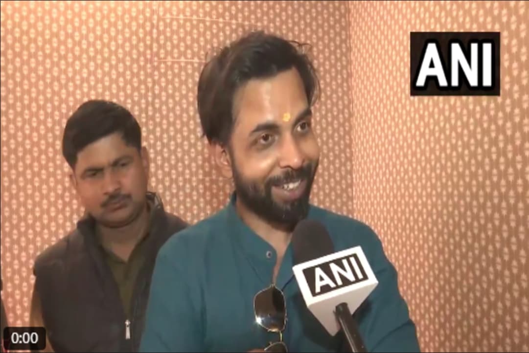 Actor Abhishek Banerjee in Mahakumbh: ‘मैं अपने हिंदुस्तान से रूबरू हुआ हूं..’ महाकुंभ पहुंचे ‘स्त्री’ फिल्म के अभिनेता, बताया अपना अनुभव