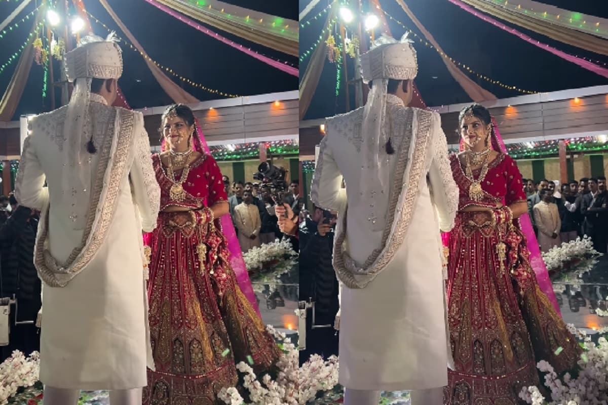 Groom Bride Video: खुद को कंट्रोल नहीं कर पाई दुल्हन, भरे स्टेज पर करने लगी ये काम, अब कैमरे में हुआ कैद, देखें वीडियो