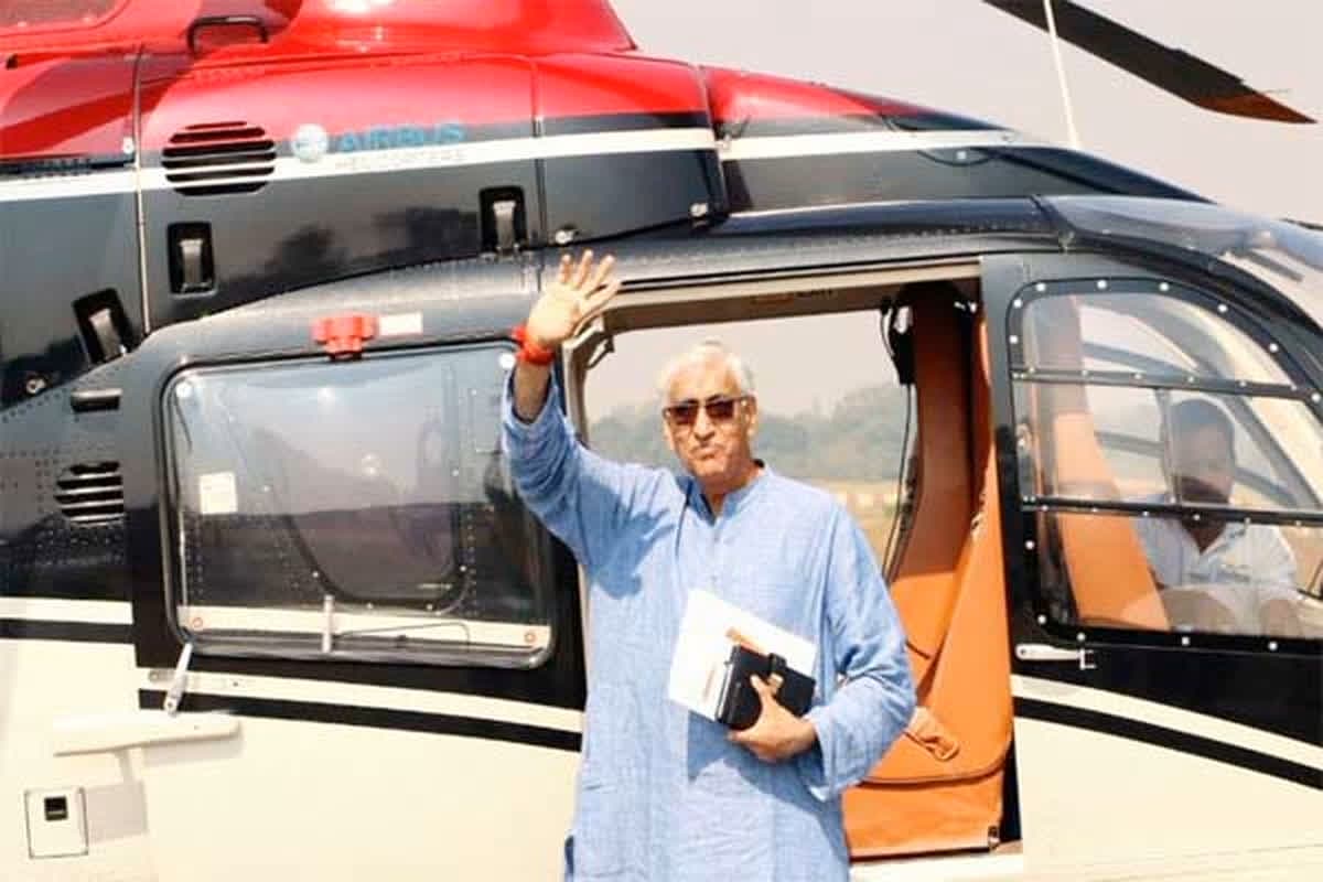 CG Congress’s Helicopter Campaign : निकाय चुनाव में कार्यकर्ताओं में जोश भरने हेलीकॉप्टर से करेंगे धुआंधार दौरा, ये दिग्गज नेता भरेंगे हवाई उड़ान
