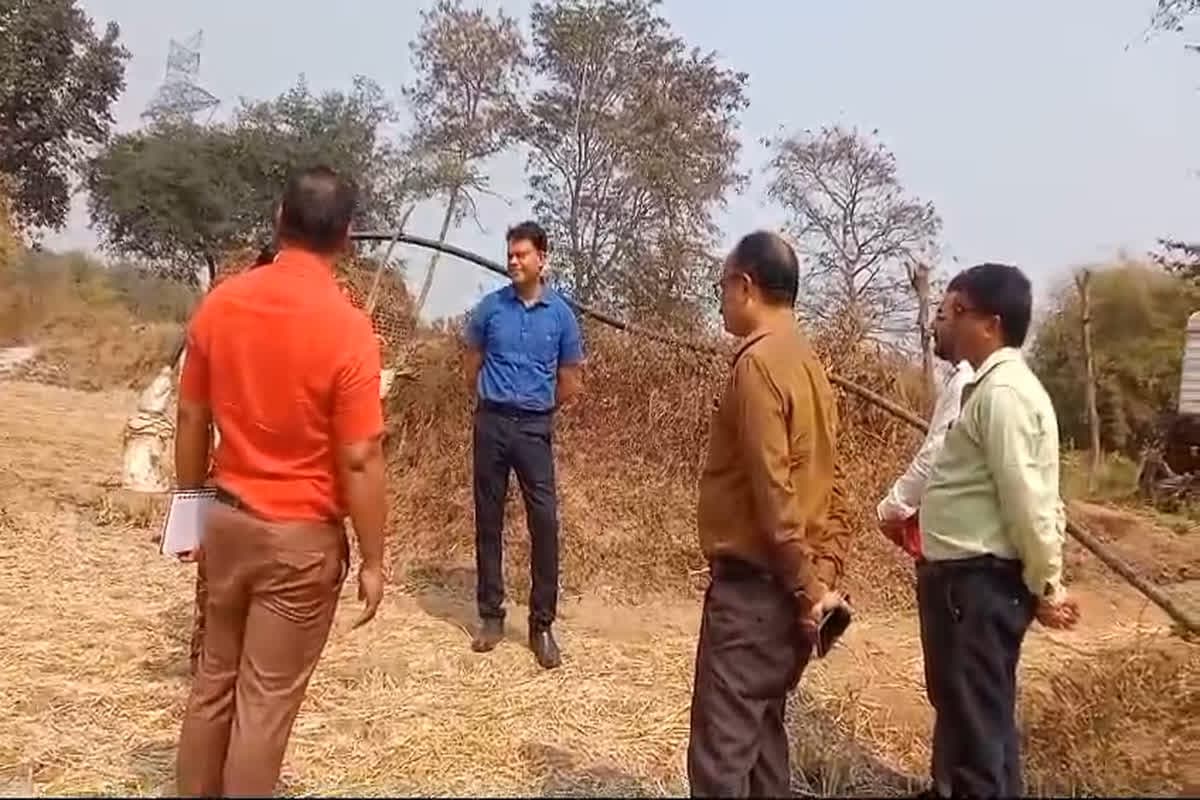 Water Crisis In CG : पानी के लिए मचेगा हाहाकार! प्रदेश के भूजल स्तर को लेकर डराने वाली खबर, कलेक्टर ने किसानों को दी ये सलाह