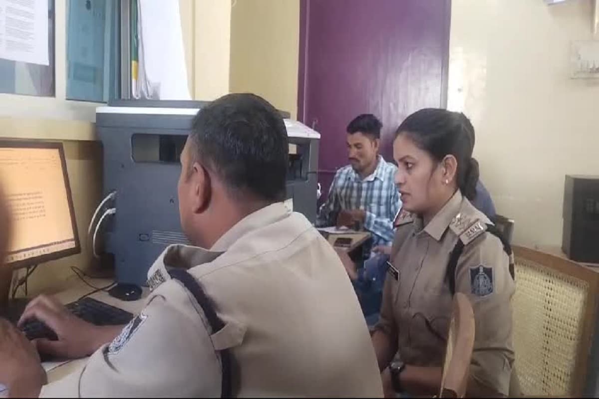 Minor gangraped: दुकान में घुसकर नाबालिग से हैवानियत, 5 आरोपियों ने बारी-बारी किया दुष्कर्म