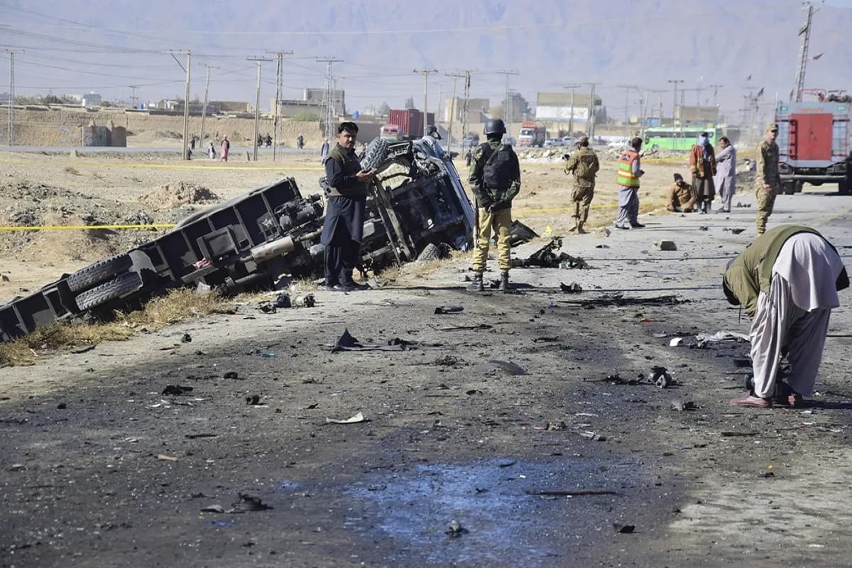 Pakistan Attack News: पाकिस्तानी सेना पर बड़ा आतंकी हमला, 90 सैनिकों के मारे जाने की खबर, इस संगठन ने ली हमले की जिम्मेदारी